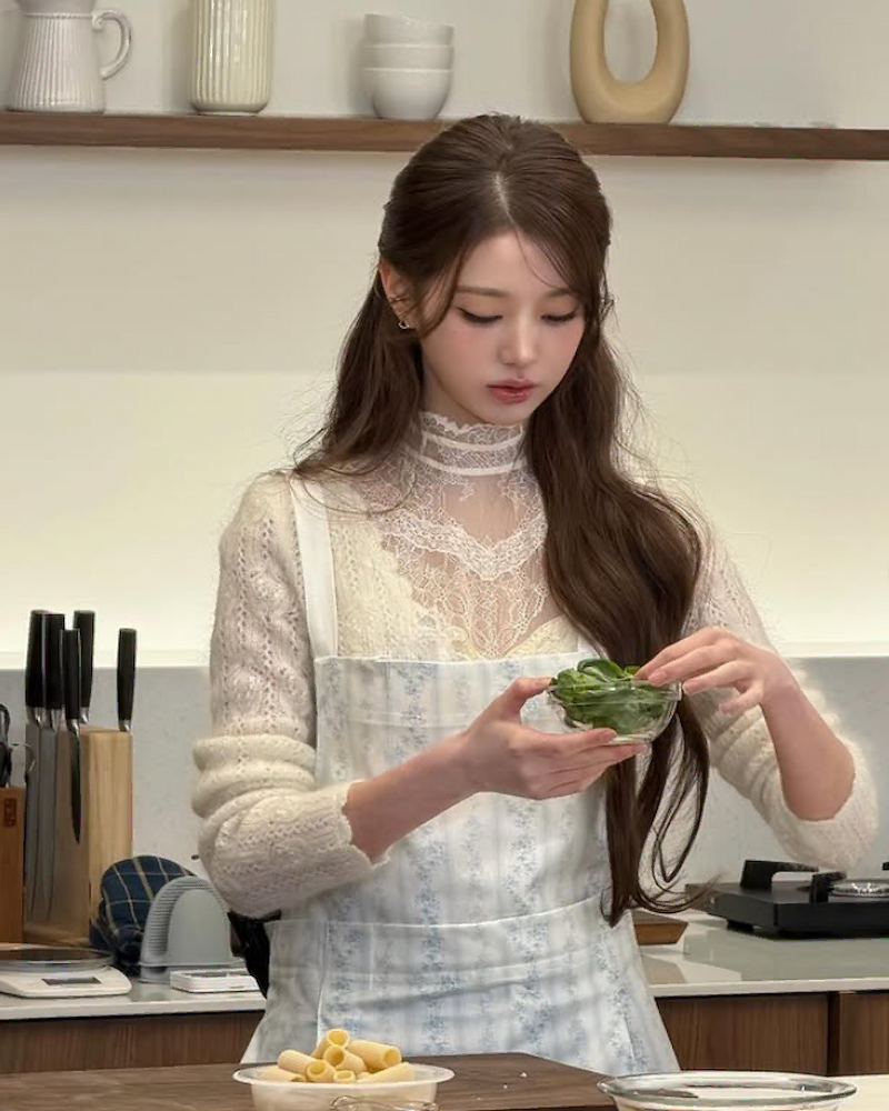 장원영의 식단 실천을 위한 신선한 채소 식재료 준비 과정