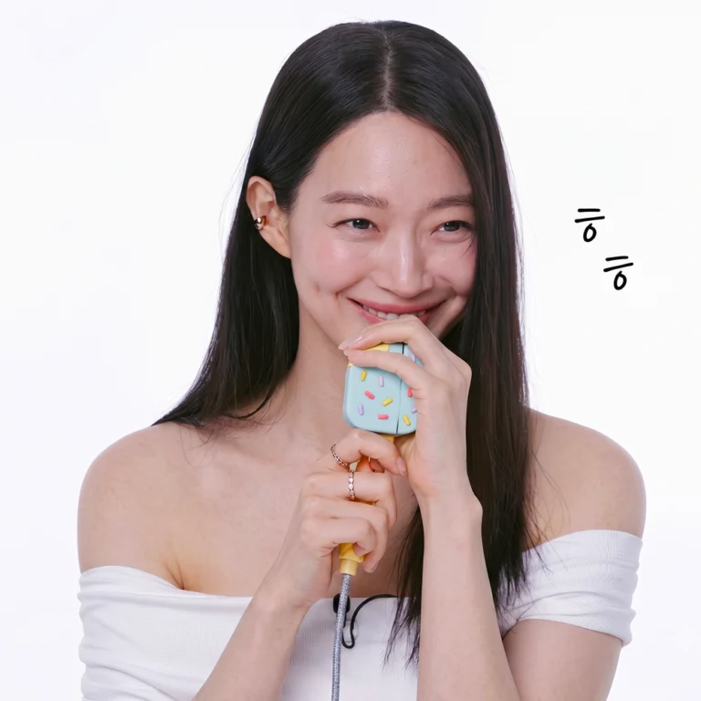 충분한 수면 습관으로 알려진 배우 신민아와 멜라토닌 다이어트